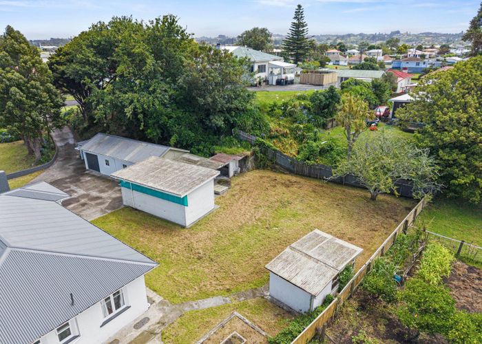  at 33 Burns Street, Tawhero, Whanganui, Manawatu / Whanganui