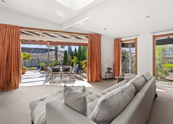  at 207 Avenue Road, Greenmeadows, Napier