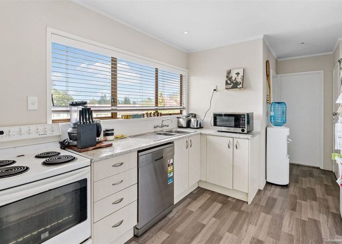  at 1/108 Station Road, Papatoetoe, Manukau City, Auckland