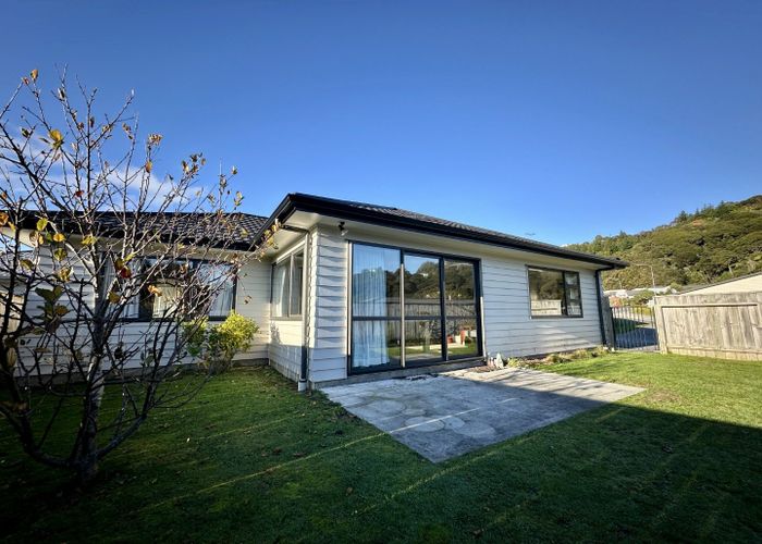  at 6 Moonsail Drive, Whitby, Porirua, Wellington
