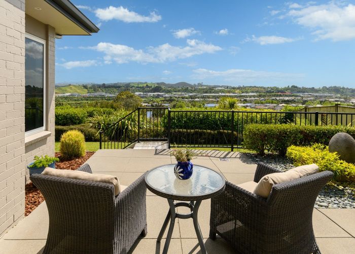  at 11 Broadwater Close, Pyes Pa, Tauranga