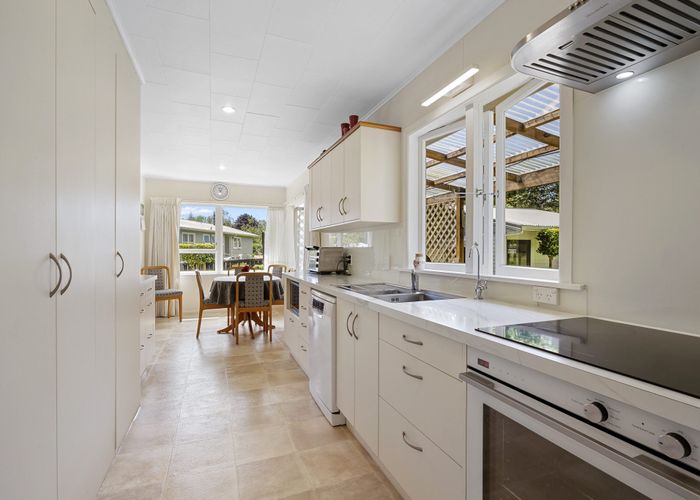  at 11A Thames Street, Welbourn, New Plymouth