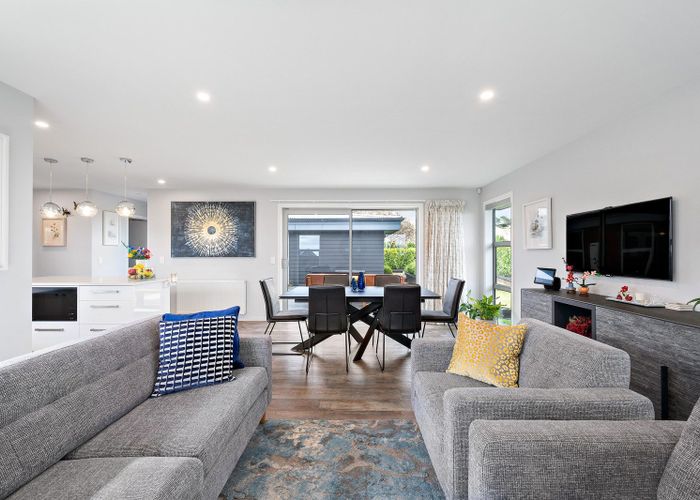  at 88 Cedarwood Street, Woodridge, Wellington, Wellington