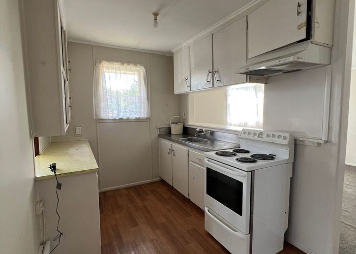  at 15 Stainton Place, Otara, Auckland