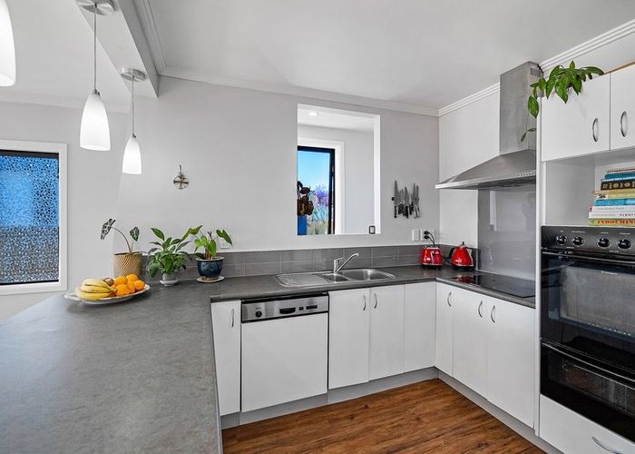  at 32 Smith Street, Woolston, Christchurch City, Canterbury