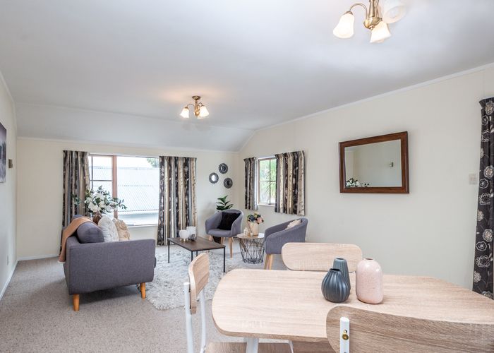  at 4B Earp Street, Johnsonville, Wellington
