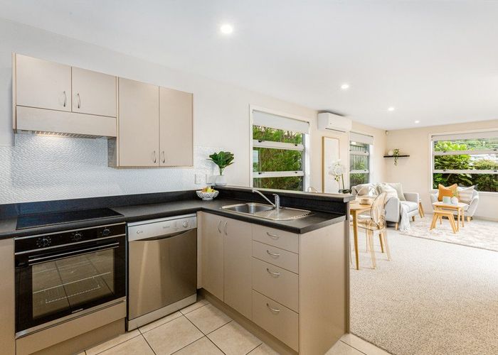  at 2A Hillary Street, Tawa, Wellington, Wellington