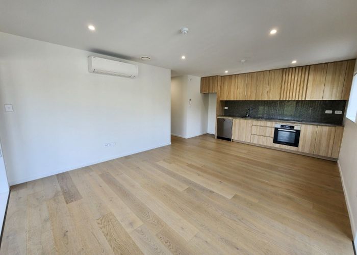  at 11/64  (1/64D) Coronation Road , Mangere Bridge, Manukau City, Auckland