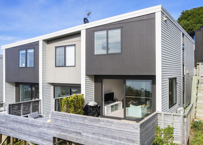  at 10/52 High Street, Island Bay, Wellington, Wellington