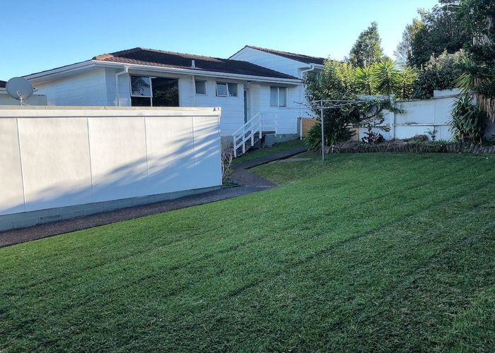  at 3/34 Sunnynook Road, Sunnynook, North Shore City, Auckland