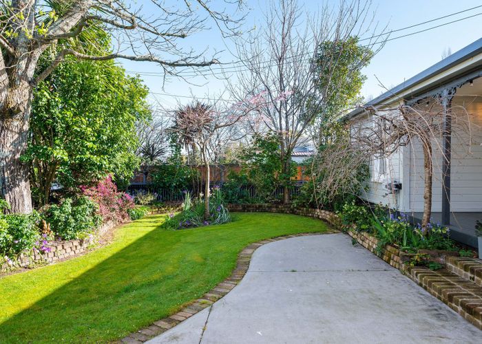  at 208 Nixon Street, Hamilton East, Hamilton, Waikato