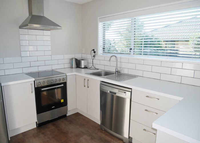 at 1/38 Epsom Road, Sockburn, Christchurch