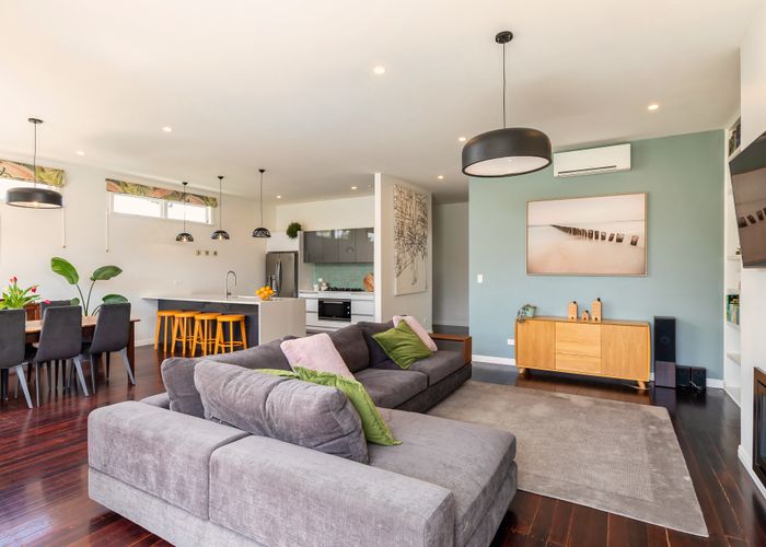  at 25 Hazelmere Road, Sandringham, Auckland