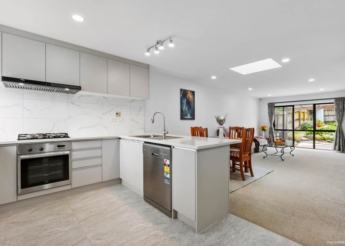  at 38 Tiger Drive, Golflands, Auckland