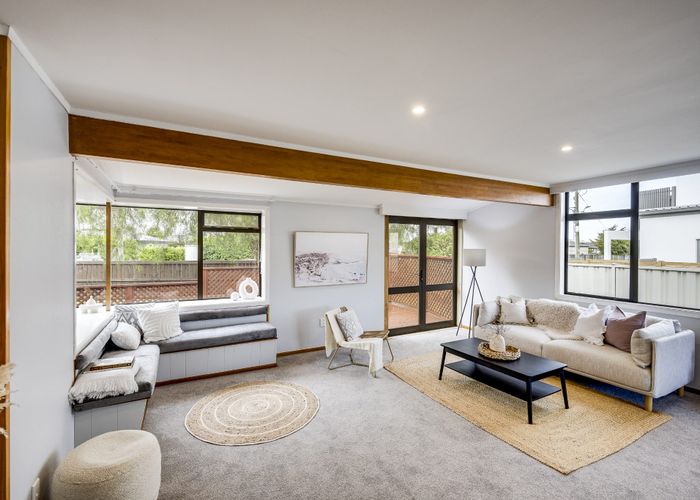  at 2 Cornwall Road, Taradale, Napier
