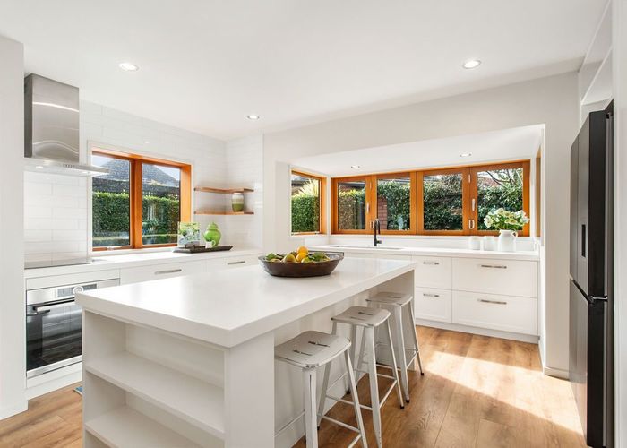  at 114B Memorial Avenue, Burnside, Christchurch City, Canterbury