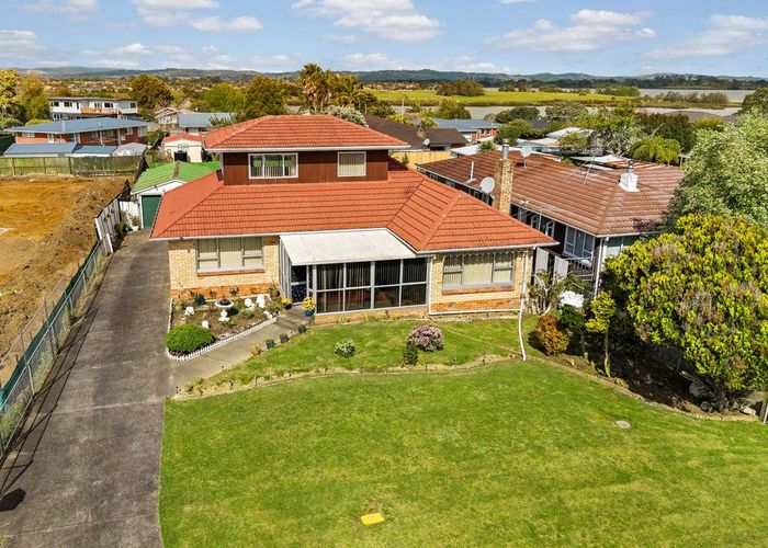  at 5 Mail Avenue, Weymouth, Manukau City, Auckland