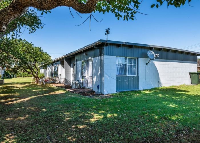  at 1/33 Riversdale Road, Avondale, Auckland