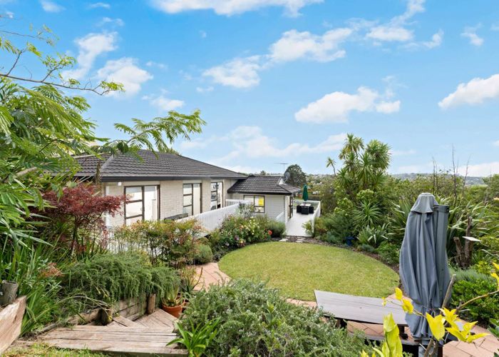  at 51 Redwing Street, Browns Bay, North Shore City, Auckland