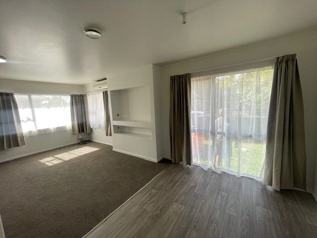  at 7 Southview Place, Wattle Downs, Auckland