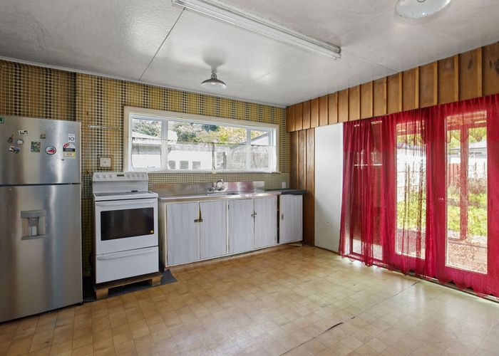  at 147 Wainuiomata Road, Wainuiomata, Lower Hutt, Wellington