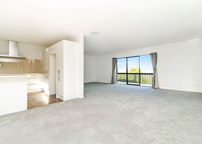  at 22 Tumanaka Place, Henderson, Waitakere City, Auckland