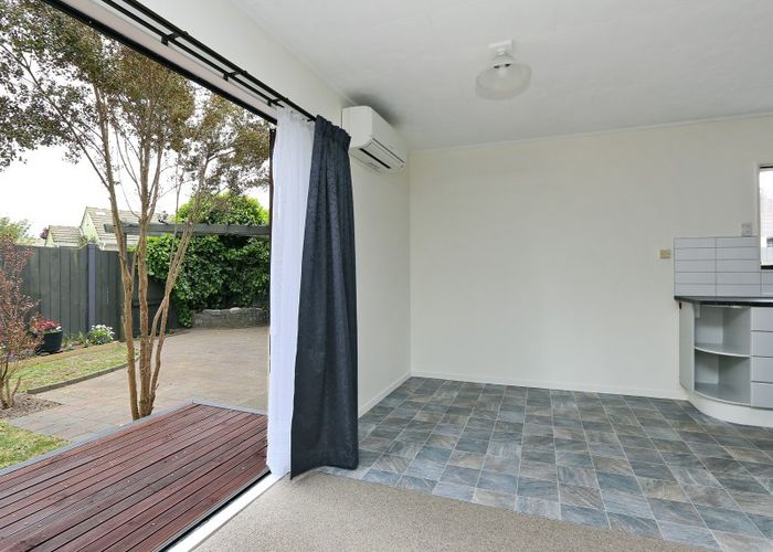  at 1100B Cunningham Crescent, Mayfair, Hastings