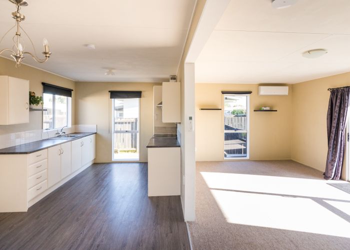  at 2/75 Kaimanawa Street, Kelvin Grove, Palmerston North