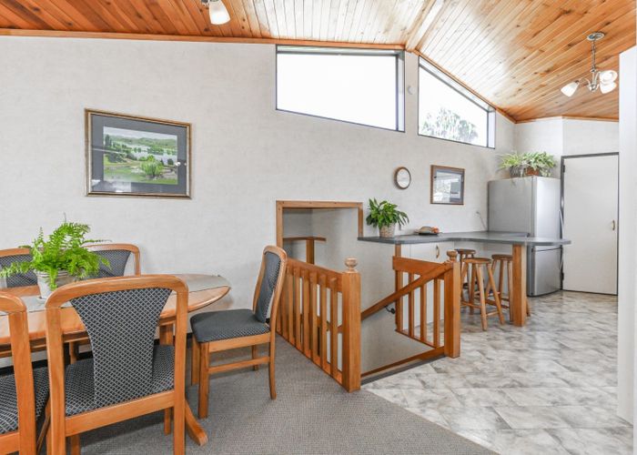  at 15 Deakin Place, Clive, Clive