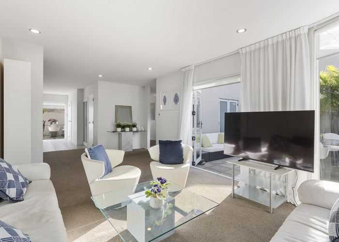  at 3/38 Sarsfield Street, Herne Bay, Auckland