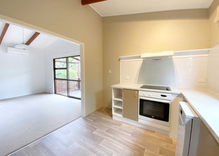  at 7b Raetihi Cres, Mount Albert, Auckland City, Auckland