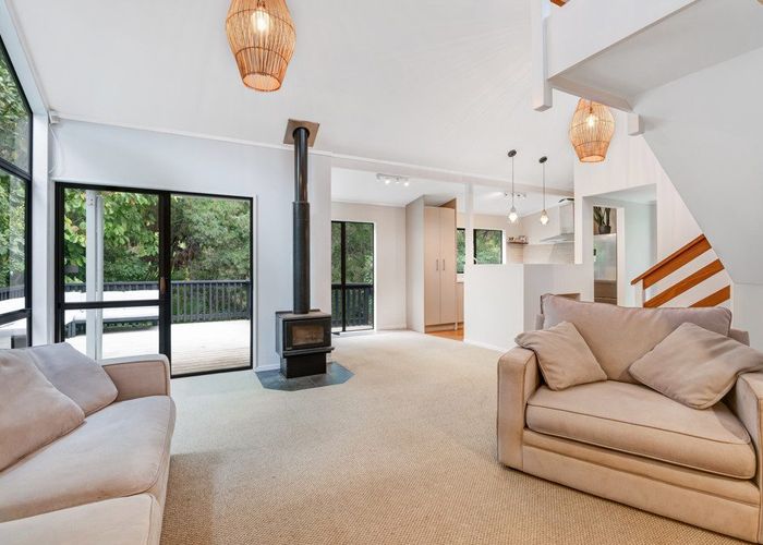  at 7 Emery Grove, Bayview, North Shore City, Auckland