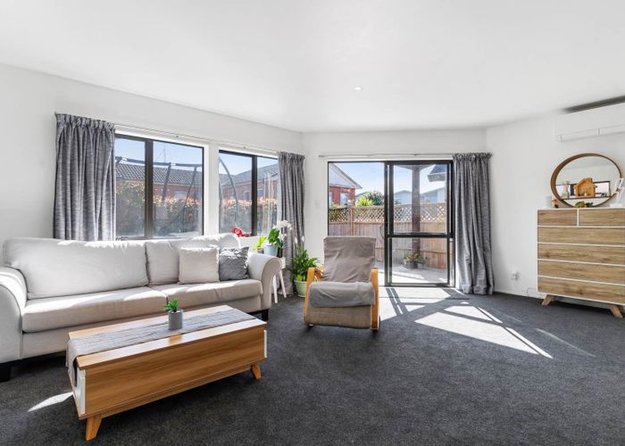  at 15/37 Fields Parade, Oteha, North Shore City, Auckland