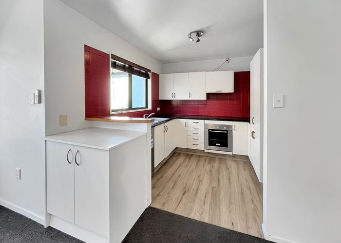  at 2/153 Chester Street East, City Centre, Christchurch City, Canterbury