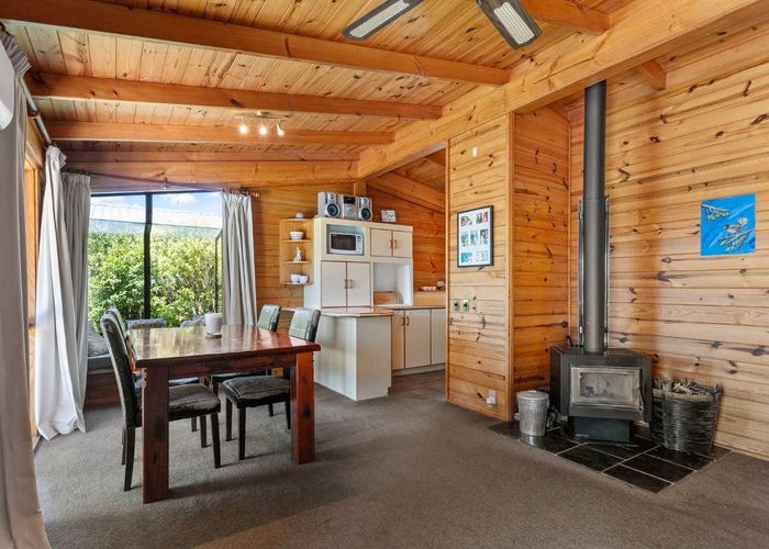  at 33 Hadley Wood Drive, Wattle Downs, Manukau City, Auckland