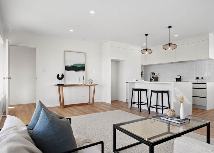  at 120 Pupuke Road, Hillcrest, Auckland