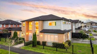  at 7 Moville Drive, Flat Bush, Auckland