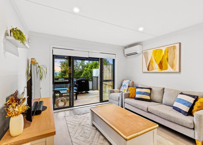  at 2E Tramway Road, Beach Haven, North Shore City, Auckland
