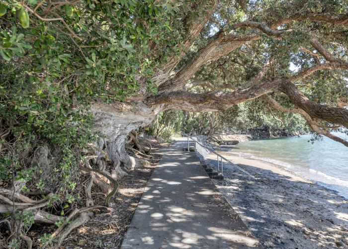  at 34 First View Avenue, Beachlands, Auckland