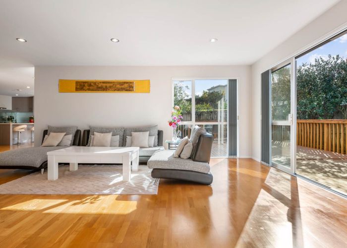  at 33C Oteha Valley Road, Northcross, North Shore City, Auckland
