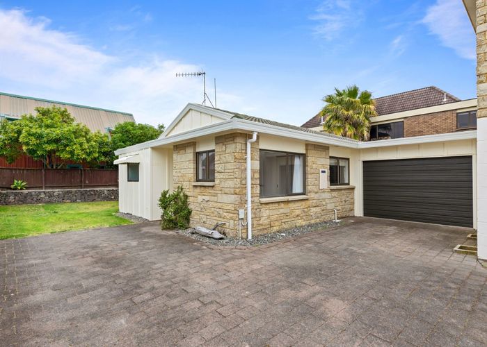  at 34C Tweed Street, Mount Maunganui