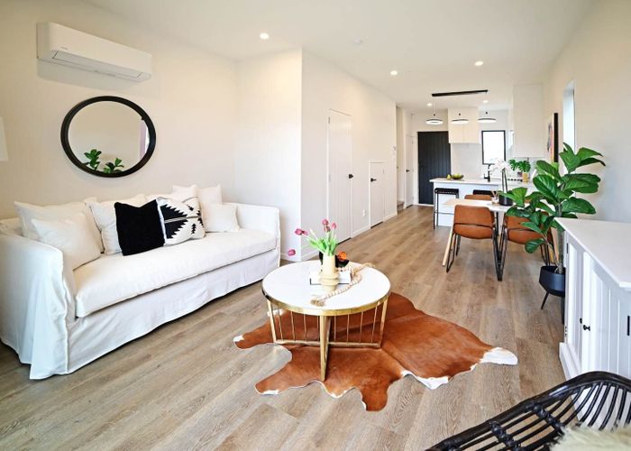  at 5 Kiato Lane, Flat Bush, Manukau City, Auckland