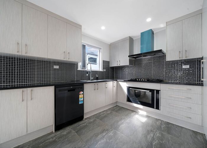  at 17 Kohinoor Avenue, Mangere, Manukau City, Auckland