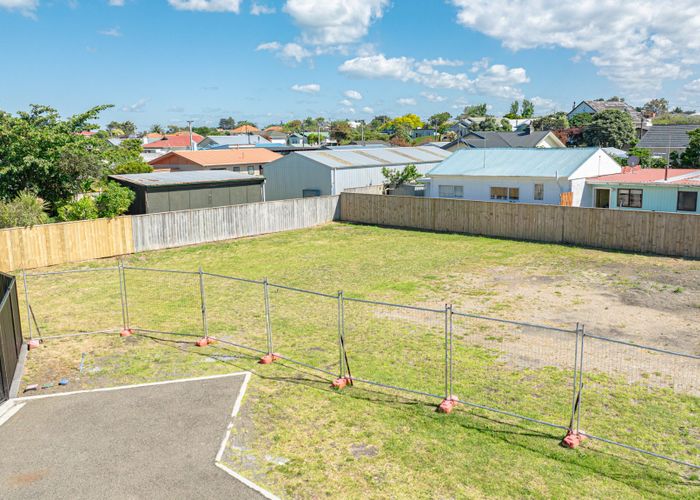  at 8D Cambridge Street, Gonville, Whanganui, Manawatu / Whanganui