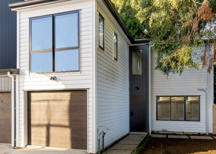  at 16 Rangimarie Close, Papakura, Papakura, Auckland