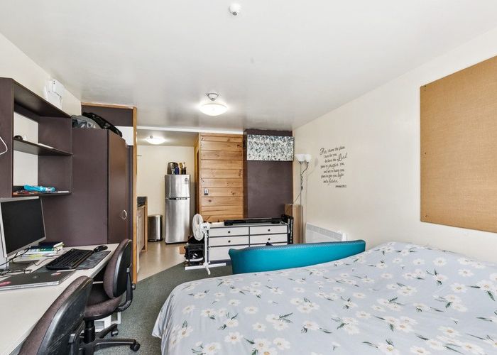  at 112/12 Martin Square, Te Aro, Wellington