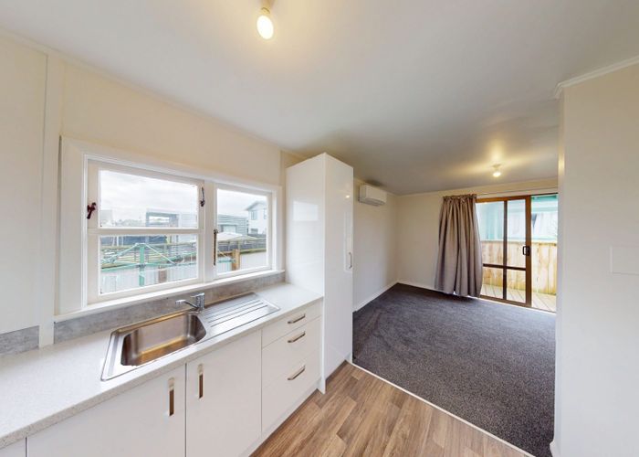  at 8B Karaka Street, Castlecliff, Whanganui, Manawatu / Whanganui
