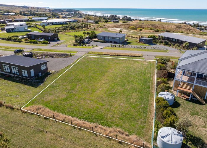  at 38 Rochdale Road, Riversdale Beach, Masterton, Wellington