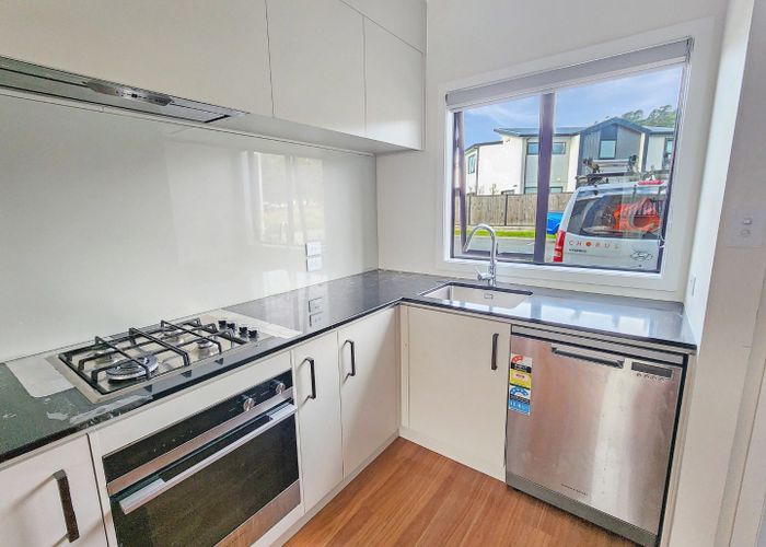  at 9 Fitch Lane, Wallaceville, Upper Hutt, Wellington