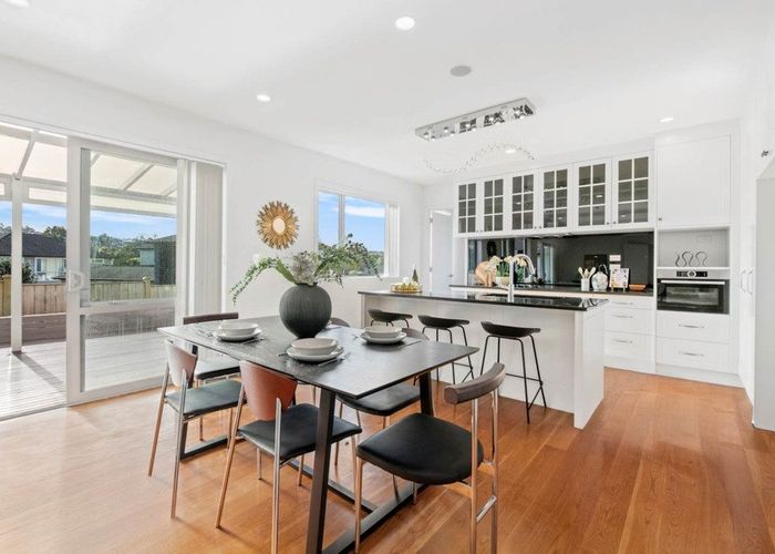  at 33 Lagonda Rise, Oteha, North Shore City, Auckland
